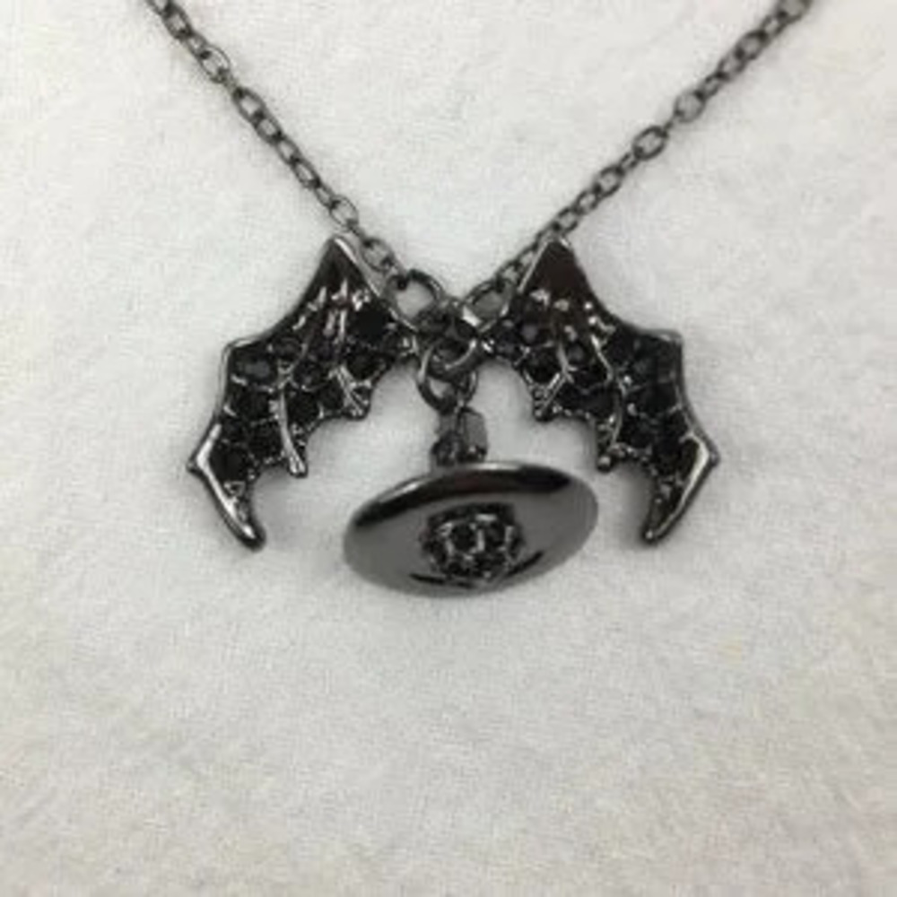 Brand New VIVIENNE WESTWOOD Batwing 3D Sphere Necklaces